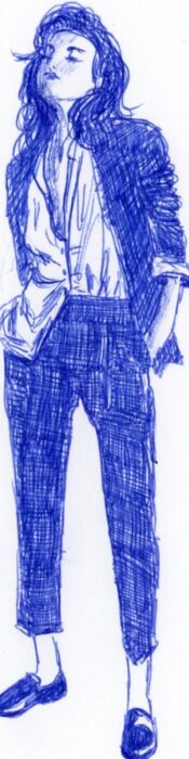 dessin au stylo bleu femme en tailleur les mains dans les poches